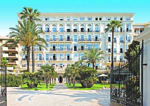 Offres spéciales et promotions pour un séjour chic et luxueux à l'Hôtel Royal Monaco